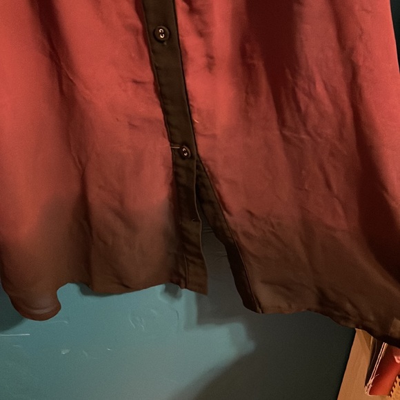 Hot topic button down blouse - Picture 4 of 4